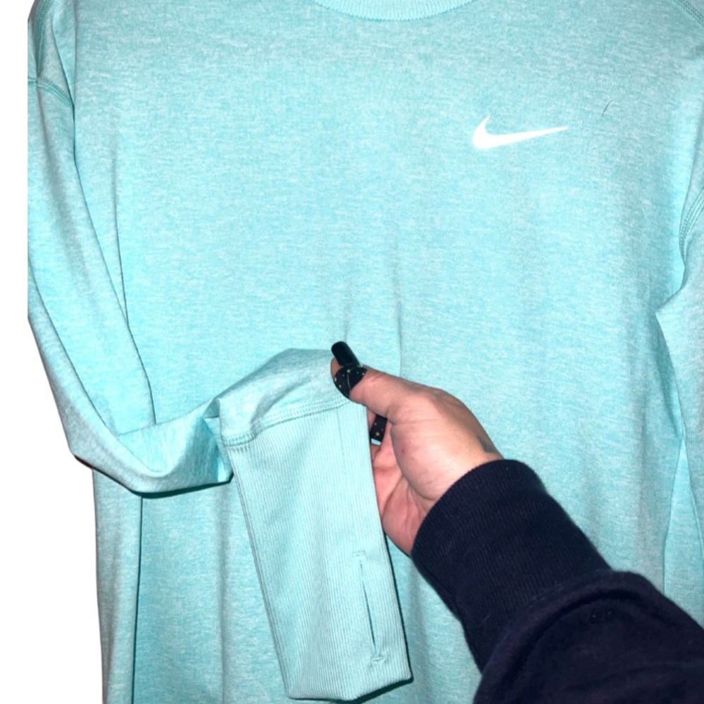 Ladies Nike Dri-Fit Runners Long Sleeve Top w/ Thumb Holes - Picture 5 of 7